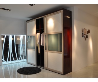 Environmental friendly wooden sliding door wardrobe