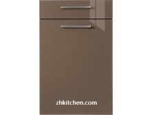 Highlight lacquer kitchen cabinet doors