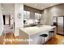 China White Glossy Kitchen Cabinet