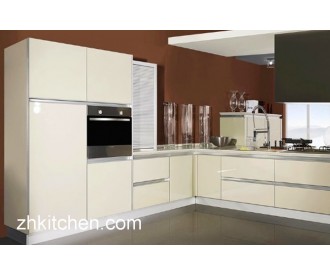 High Gloss Kitchen Cabinets in Milky White